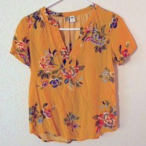 Yellow floral short sleeve blouse/top